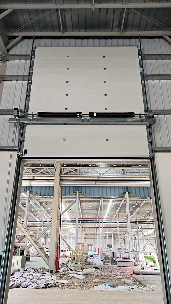 城东工业提升门