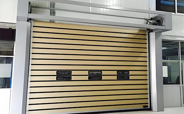 城东硬质快速门