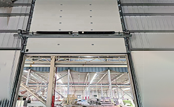 城东工业提升门