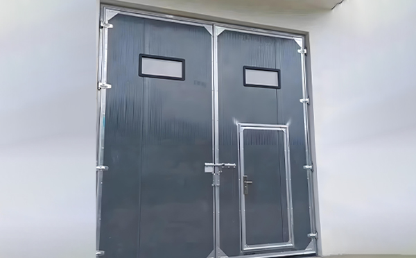 城东厂房保温门