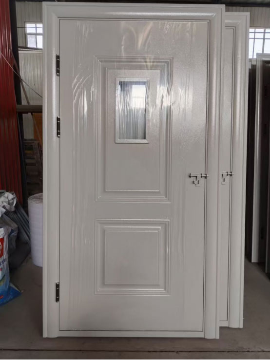 城东学校教室门