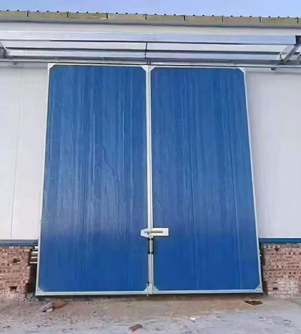 城东工业门在大型仓储物流通道中的应用实例