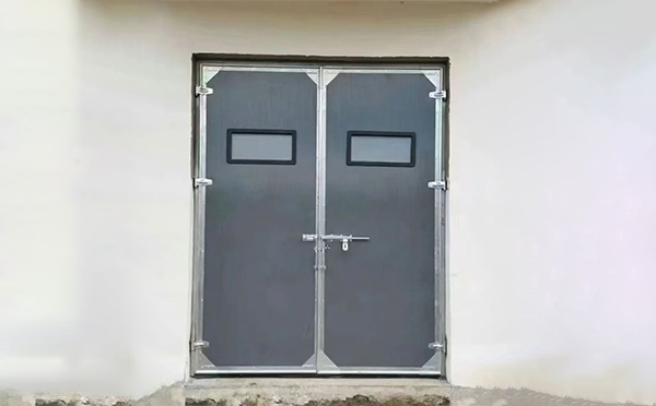 城东工业门在高温作业区域的运行表现 城东工业门在高温作业区域的运行表现