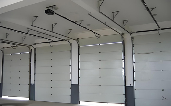 城东工业门定制需求升温——百安科技11月聚焦智能化与安全性能升级